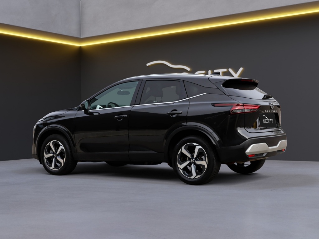 50442199-2.jpg