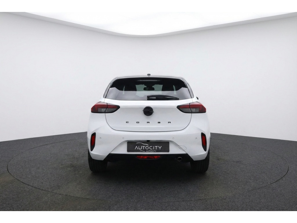 52955055-2.jpg