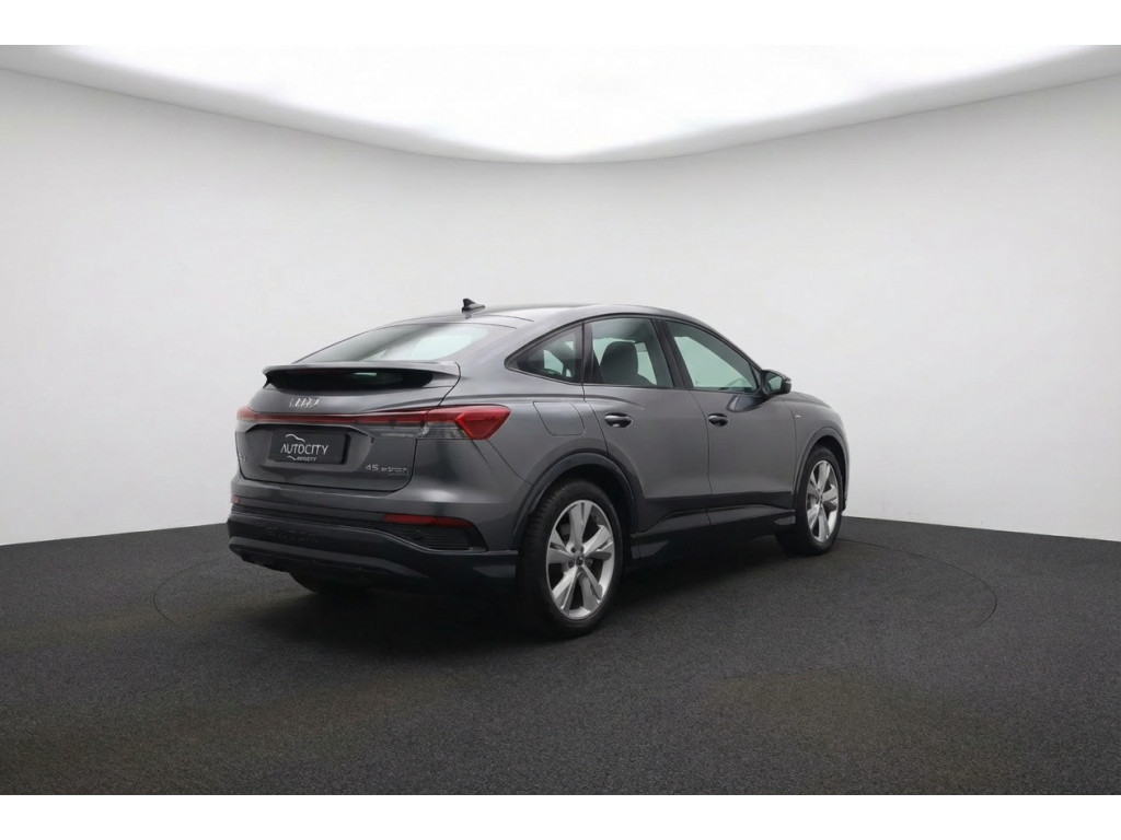 53097080-1.jpg