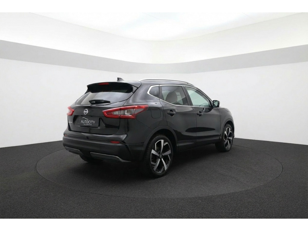 53355734-2.jpg