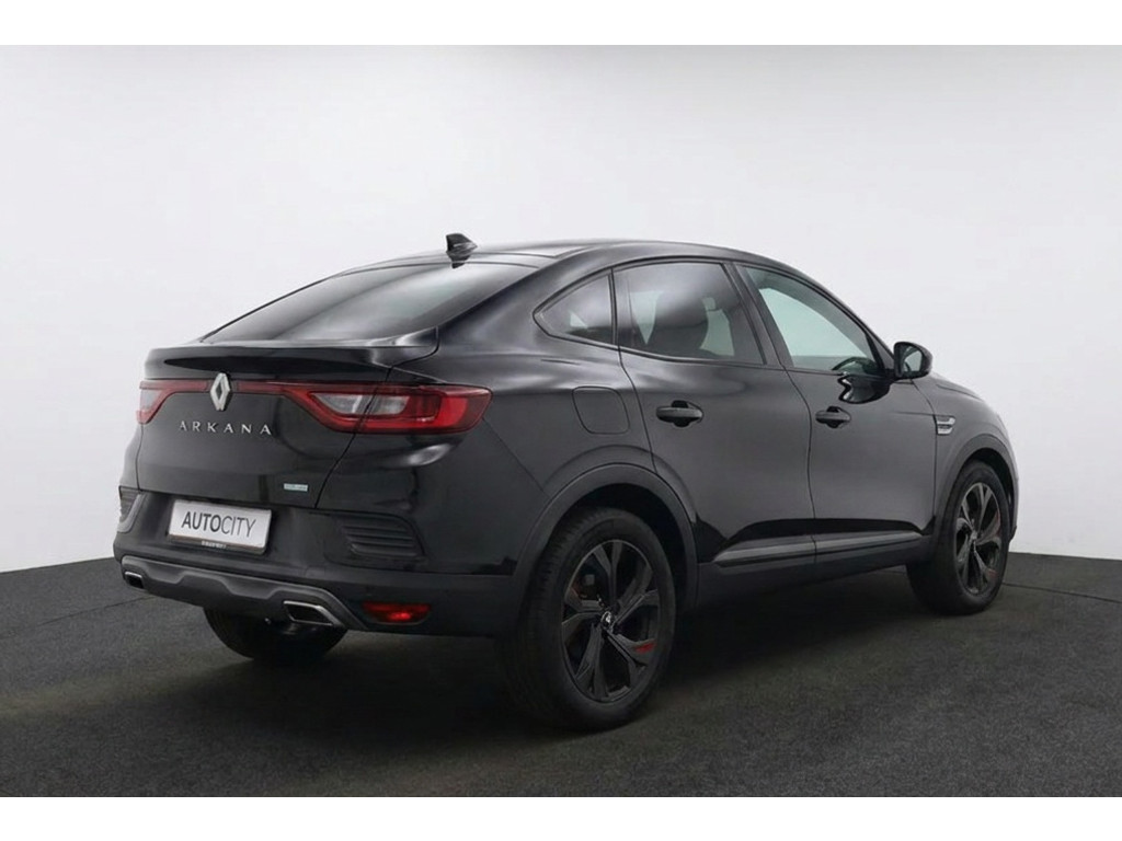 54774700-2.jpg