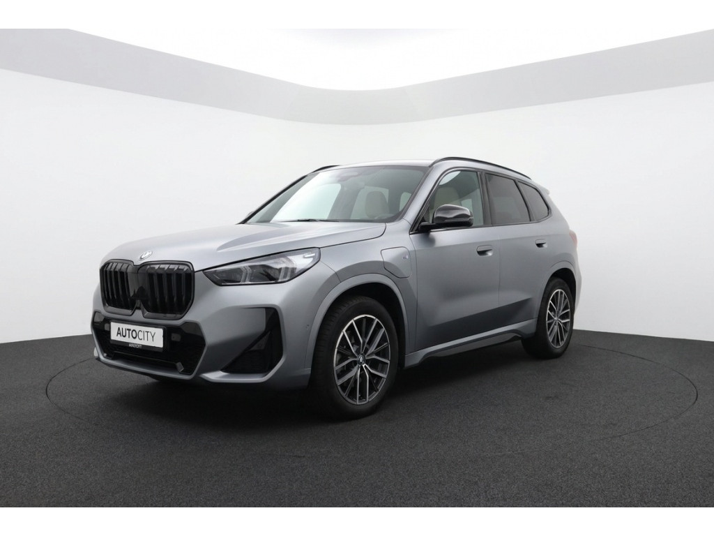 56611541