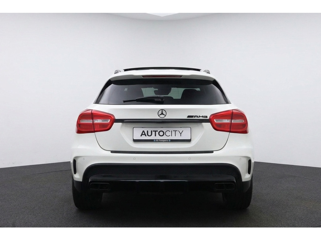 56654918-3.jpg