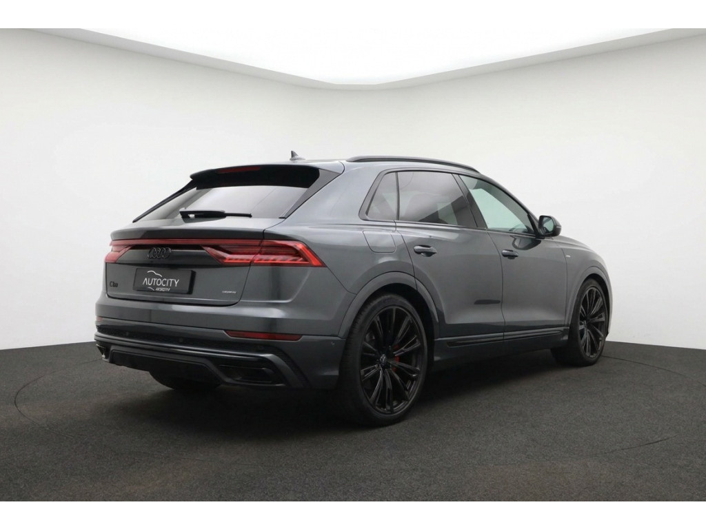 56797165-3.jpg