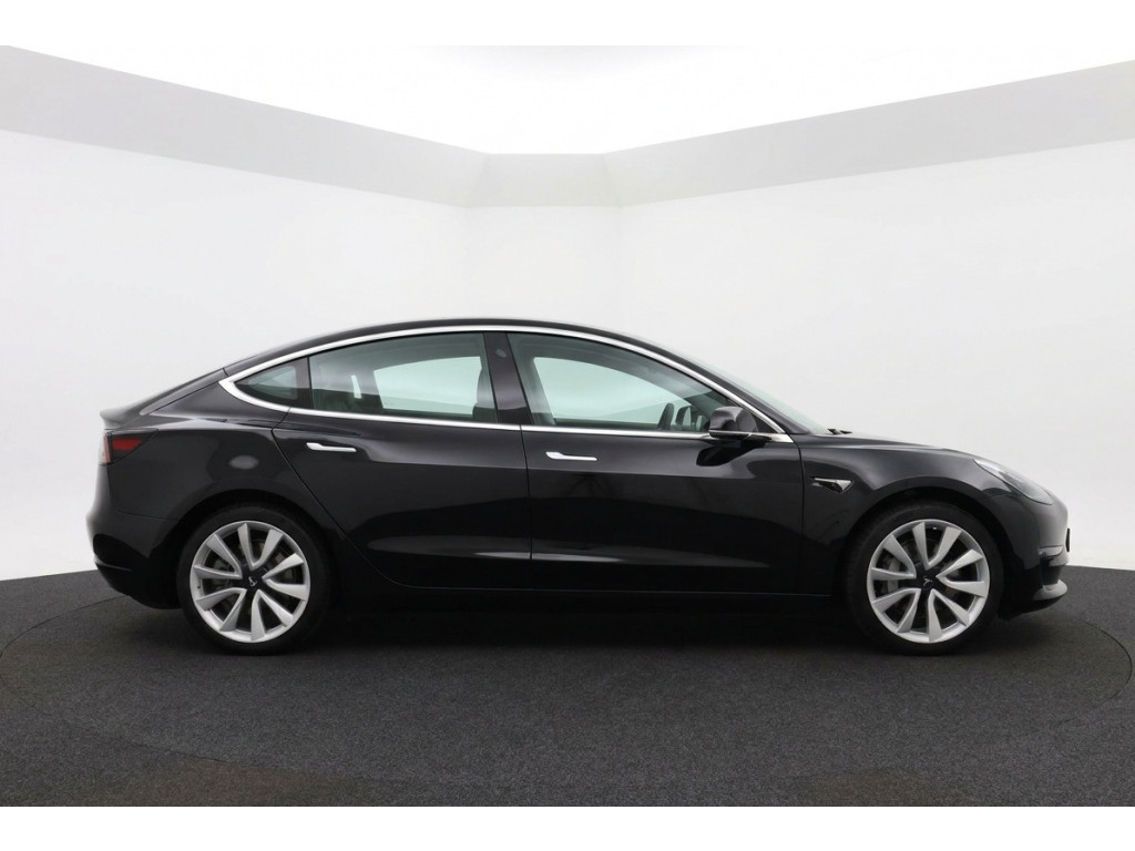 56916288-1.jpg
