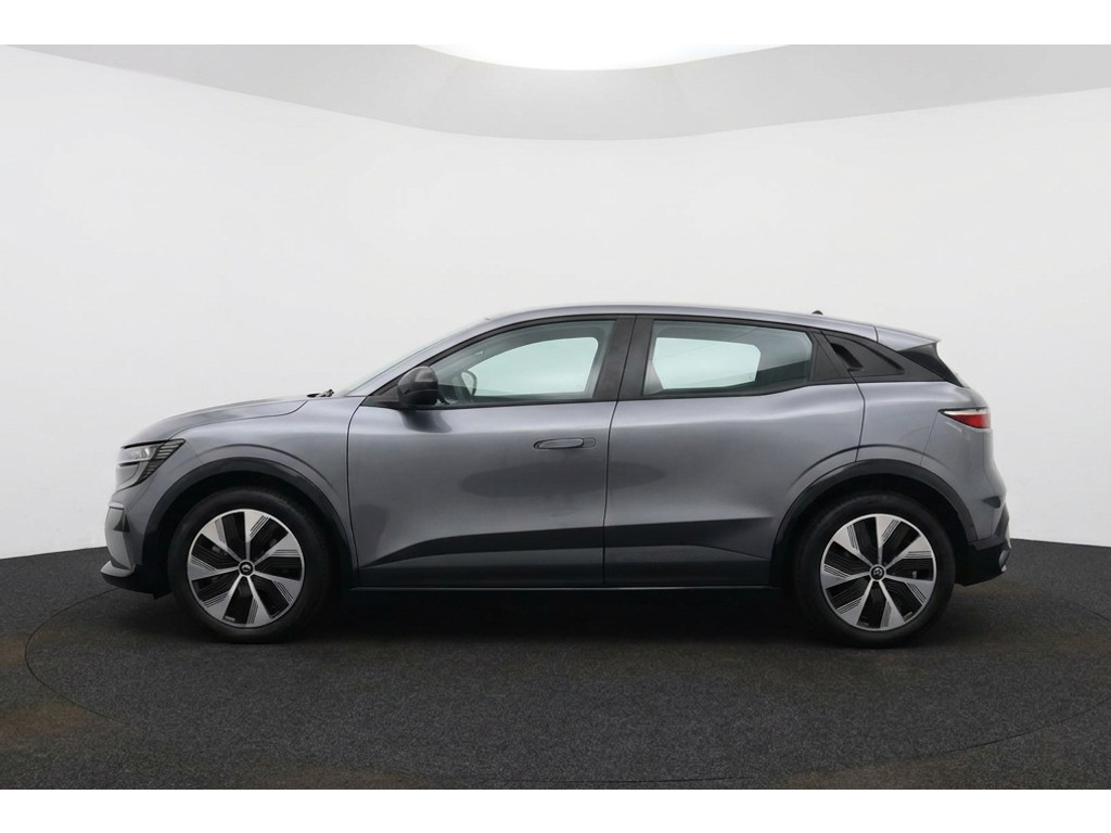 57644087-1.jpg